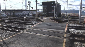 【神戸地裁】“信号待ち”中国人観光客2人死亡の山陽電鉄踏切事故　遺族が約1億4000万円賠償求め提訴