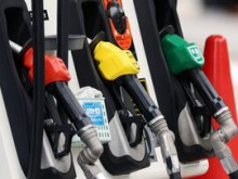 【日本のガソリン価格は主要33カ国の中で最も安く】ガソリン「170円」 産油国より安く・・・与野党から相次ぐ補助金見直し論