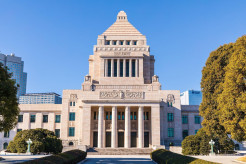 【参院本会議】年金制度改革法　自公立賛成で成立　年収106万円の壁解消し厚生年金適用拡大　氷河期世代など下支えへ基礎年金底上げ策も盛り込み