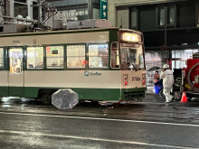 【広島】「路面電車と歩行者が接触した」スイス国籍の2人が重傷の見込みで搬送　広電広島ー紙屋町東で運転見合わせ　広島電鉄