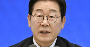【国際】韓国・李在明大統領、日韓関係「右の手でケンカしても左の手で握り合う」　就任1カ月会見