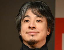 【X】ひろゆき氏、年金受給間近の人々に私見「平均余命85歳だと、繰り下げるより65歳から受け取って…」