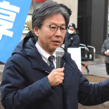 【中道・共同幹事長・安住淳氏】「朝食にクリームパンを食べる際、足を組んでいたのを態度が悪いと批判された。中道だったら犬でも猫でも憎いのか、バカヤロー！」