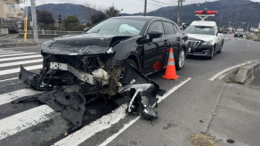 【茨城】「ドラマのような事件」市議息子のトラックに衝突したレクサス　1週間前に盗まれた車