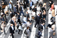 【人生】ラーメン屋では「大盛」どころか「ハーフ」を選ぶように…若者には分からない「50歳を超えて驚いたこと」　まさか同世代に孫ができる日が来るとは