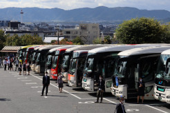 【京都市】違法駐車観光バスに警告！悪質なら会社名公表も検討中