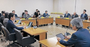 女性の体調管理アプリ「ルナルナ」終了で紛糾　高岡市議会民生病院常任委