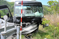 【磐越道バス事故】荒い運転「死ぬかも」　同乗生徒動画撮影、家族に連絡