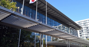 【政治】現金給付は「1人3万〜4万円」　低所得者に増額も　政府検討