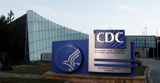 【米疾病対策センター（ＣＤＣ）】数週間以内に新型コロナウイルスとＲＳウイルス感染拡大を予想　「室内で過ごす時間が長くなるため、ウイルスが広がりやすくなる」