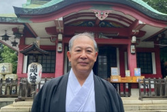 【大切な家族】出禁か受け入れか…ペット参拝に揺れる神社界　「動物は悪くない」受け入れる宮司の思い