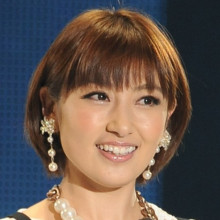 【物議】熊田曜子、区民プールで自撮り！？ マナー違反にネット炎上！