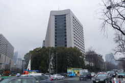 【東京】勤務中に警視庁倉庫で性交類似行為　事務官の男女を懲戒処分