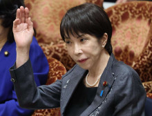 【首相の愛用品】高市首相「サナ活」は「政治に興味を持つきっかけになれば、とてもうれしい」