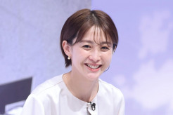 【ネット上では週刊文春の取材に応じたフジテレビの女性アナウンサーの特定が過熱、局内では?犯人捜し?】広告営業部隊は深刻なスポンサー離れに頭を抱えている、一部の視聴者は番組スポンサーに凸電する動きも