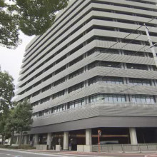 【岡山】同居する交際相手の女性の頭をフライパンで殴る　飲食店従業員の男を殺人未遂容疑で現行犯逮捕