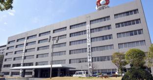 【事件】指紋残さず深夜に窃盗…名前入り薬袋忘れ逮捕　福岡の男性48件関与か