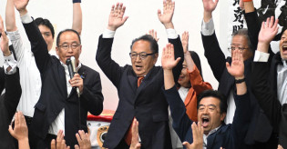 【神奈川】 横須賀市長選挙、上地克明氏が３選　実績掲げ追い上げかわす