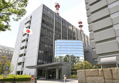 【愛知】自転車でバスを妨害疑い2人逮捕　少年らウイリー「名古屋ライド」