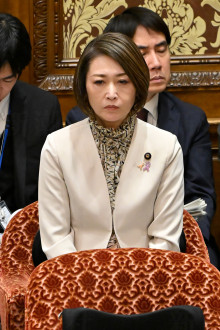 【政治】三原じゅん子大臣が国会を抜け出して「美容整形クリニック」に行っていた！　「国会周辺での待機」指示も、アンチエイジングへ