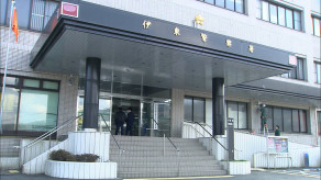 スーパーの店内で陰部を露出　防犯カメラにバッチリ映る　無職の66歳男を逮捕　曖昧な供述続ける　常習犯か