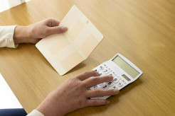 【老後】本当に必要な「老後資金」は490万円だった　金融庁発表の「夫婦で2000万円」はもう古い