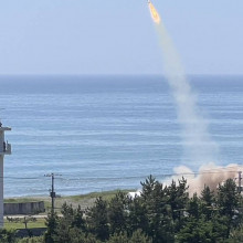 【速報】日本がミサイル2発を発射