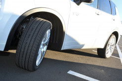 【伝説】「青いクルマは事故率が高い」「ガソリンは朝夕に入れたほうがお得」クルマがらみの都市伝説の真偽を探ってみた