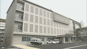 【大分・別府市】温泉の仕切り壁からスマホ…入浴中の20代女性が気づく　奈良県葛城市職員の60歳男を現行犯逮捕