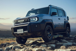 【ランクルFJ、ついに発売】トヨタ新型「ランドクルーザーFJ」発売…450万100円で本格ラダーフレーム採用