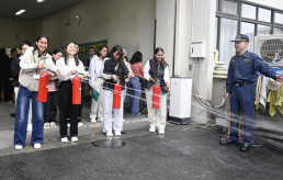 【東京】ネパール留学生、日本になじんで　警視庁野方署、交通ルール講習会