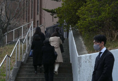 【辺野古転覆】「どうしてそんな脆弱な船に娘を…」　女子生徒遺族が保護者会で質問　涙ぐむ場面も