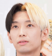 【YouTube】ヒカル、妻との浮気OK宣言で登録者数が一気に５万人減、コメ欄「最低最悪」「尊敬してたけど…」
